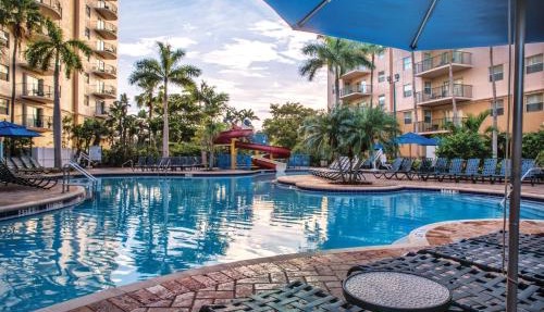 Wyndham Palm Aire Eight 8BR Apartments in Pompano Beach