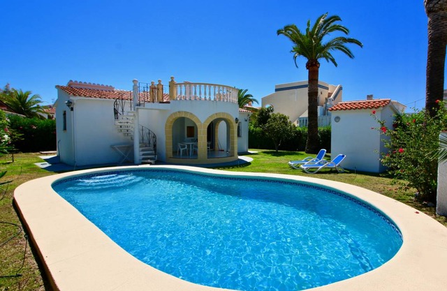 64 m² Villa ∙ 2 bedrooms ∙ 4 guests in Dénia