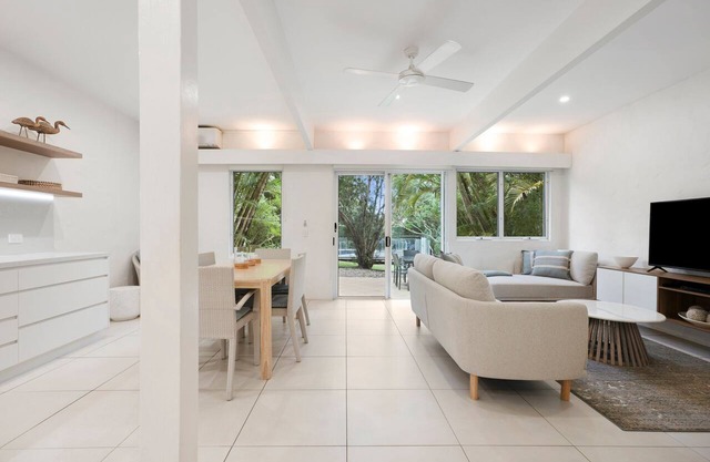Cove Townhouse Pandanus Street 