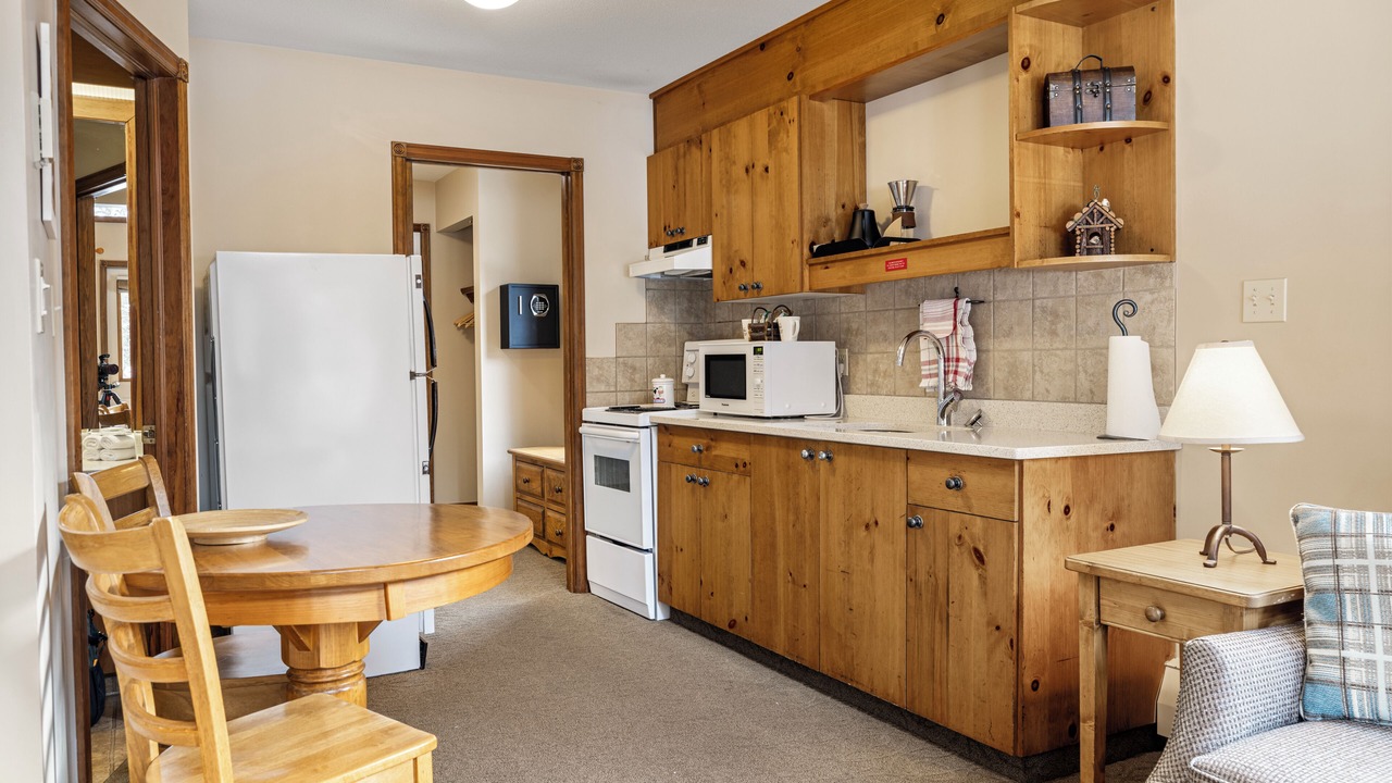 Photo of Kitchen in Lake Louise