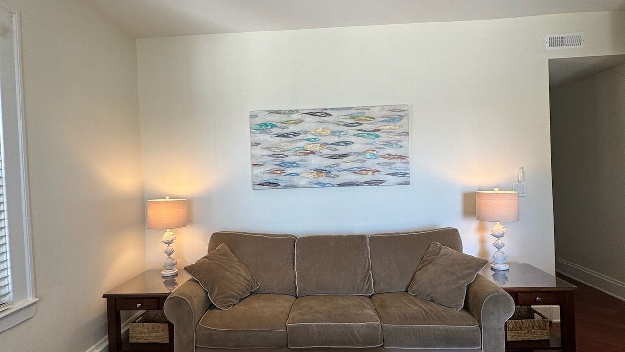Photo of Livingroom in North End