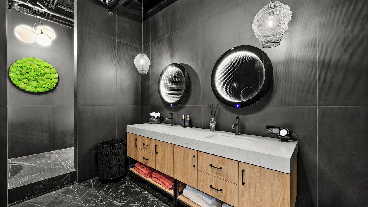 Photo of Bathroom in Naples