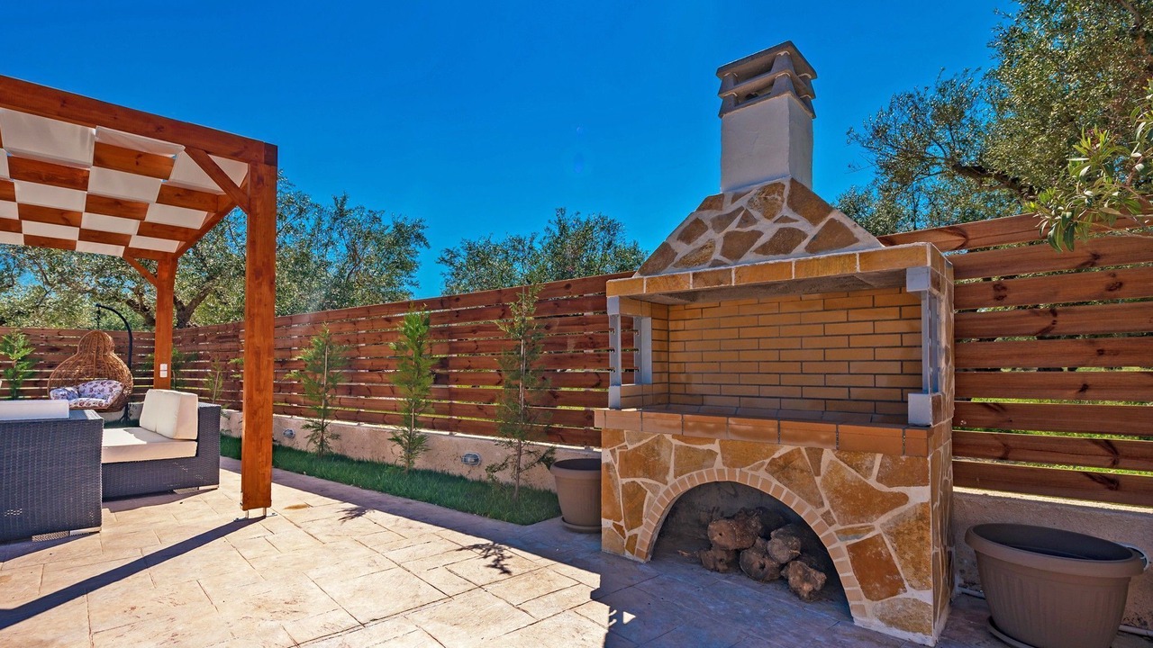 Photo of Patio Balcony in Agrilia
