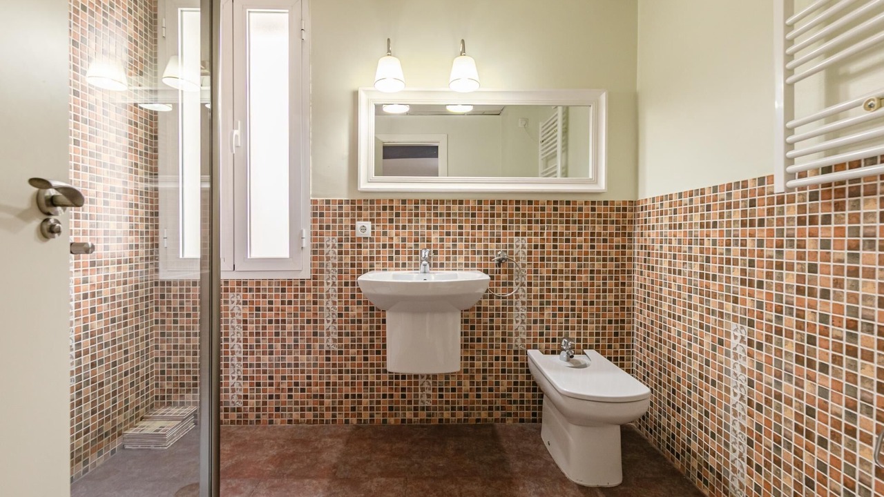 Photo of Bathroom in Alameda