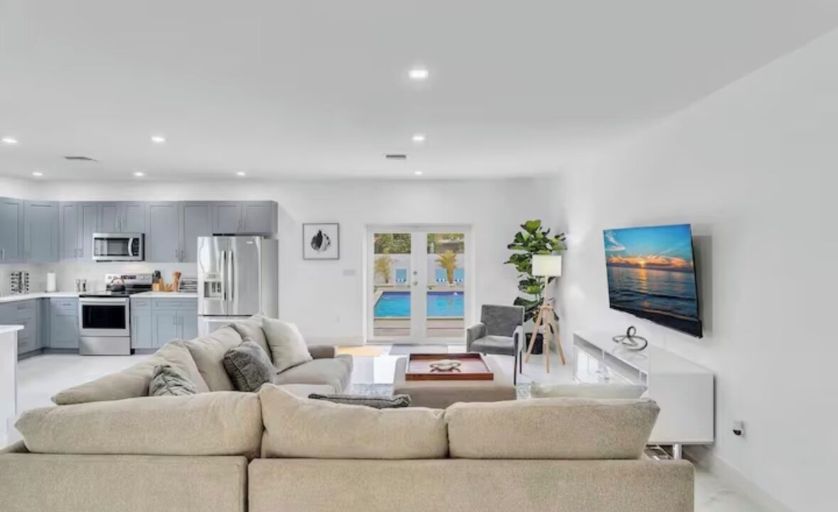 Photo of Livingroom in Cutler Bay