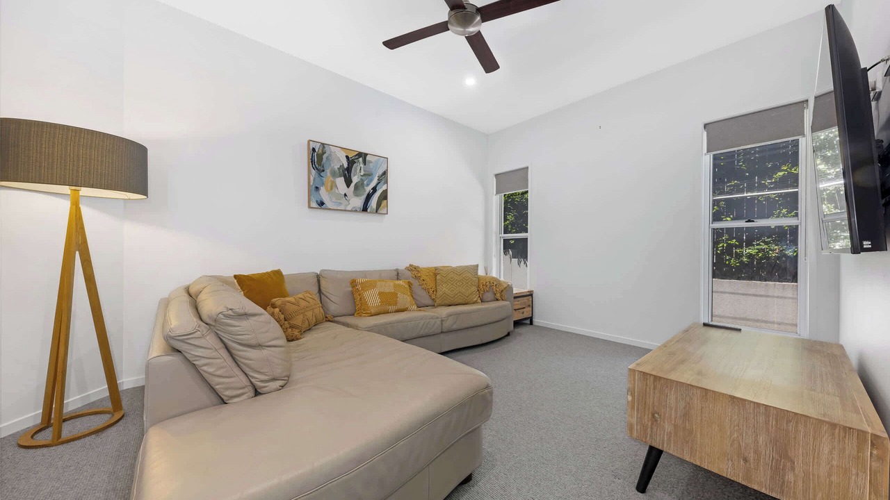 Photo of Livingroom in Alexandra Headland