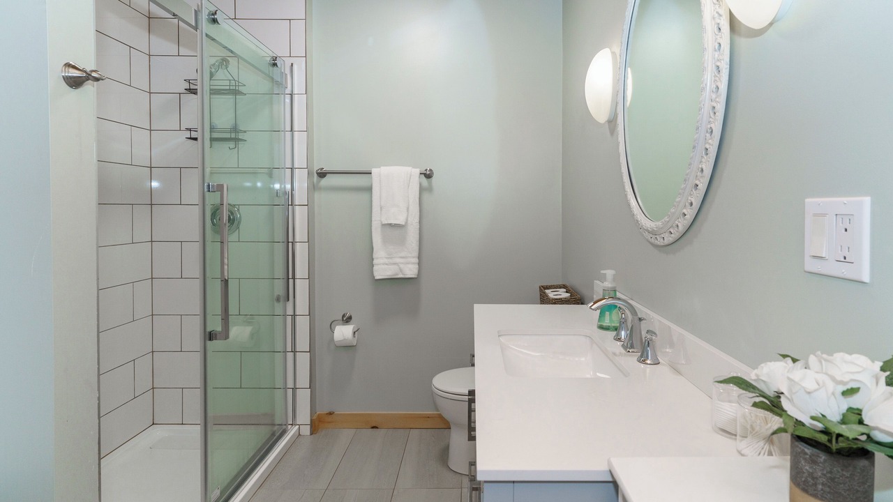 Photo of Bathroom in Port Carling