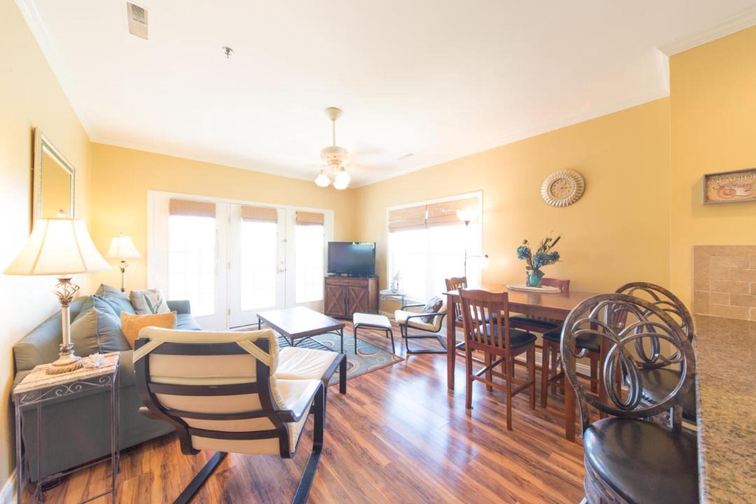 Photo of Livingroom in Folly Beach