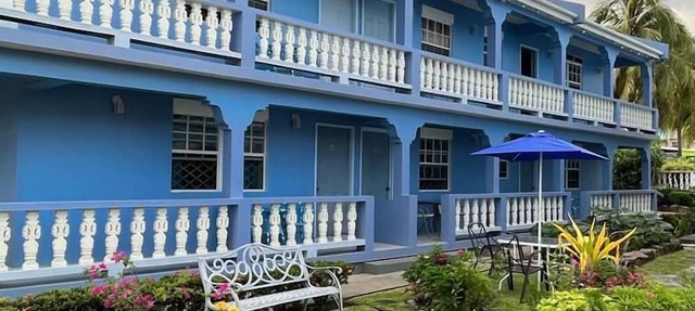 Skyblue Beach Apartments in Villa