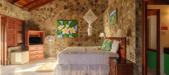 Frangipani Hotel in Bequia Island