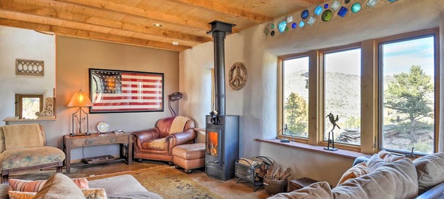 Family-Friendly Del Norte Home w/Stunning Views! in Del Norte