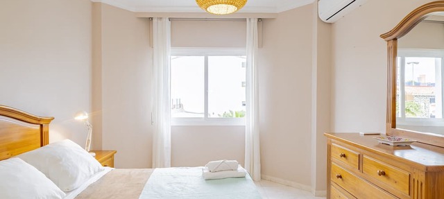 Cubo's Apartamento Tarajes La Cala/free wifi/air conditioning in Mijas Costa