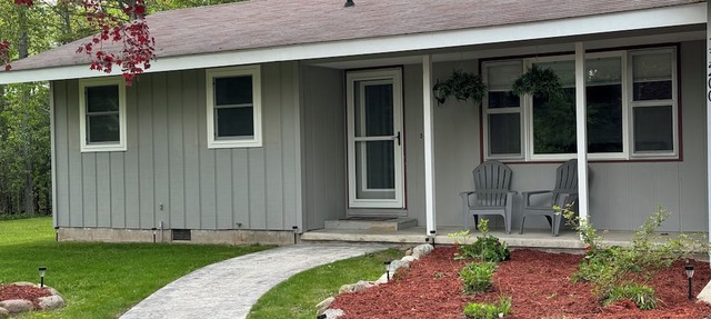S & K’s Mackinaw House in Mackinaw City