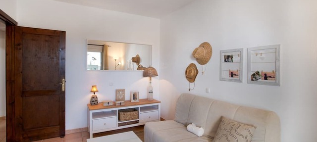 Apartamento vacacional 'Apartamento Fani N2' con terraza privada, Wi-Fi y aire acondicionado in Arinaga
