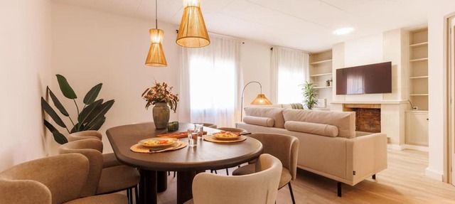 Bravissimo Maragall, very spacious and central in Girona