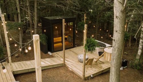 Aux Box Muskoka | Sauna | Hot Tub | Cold Plunge in Huntsville
